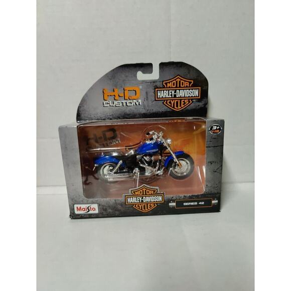 Harley-Davidson Motorcycles HD Custom Series 42 2009 FDXFSE CVO "Fat Bob" Blue - Picture 1 of 15